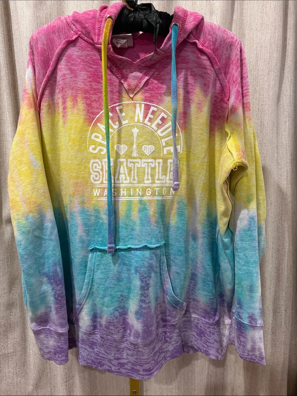 Seattle space needle tie dye hooded sweatshirt xl